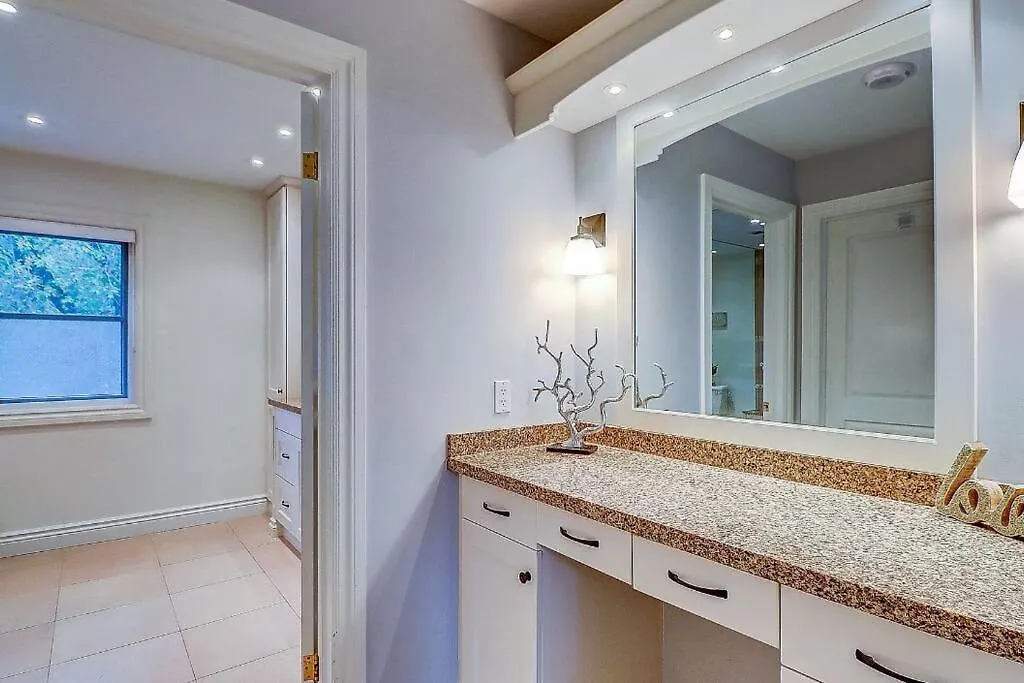 Luxury Villa In Scarborough Toronto 0*,  Canadá